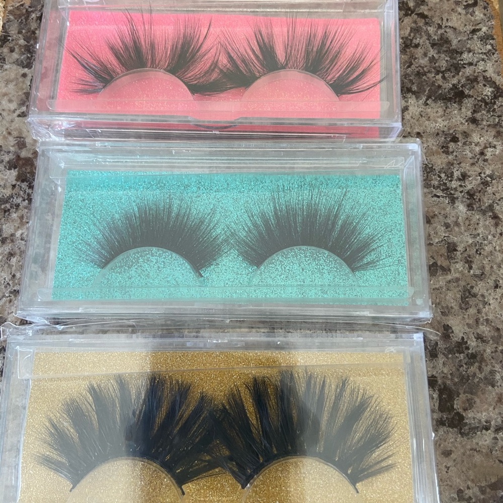 Hair clips - Picture 2 of 2